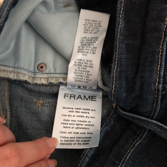 NEW Frame Denim Le Tour Short Dark Wash Size 24 - Picture 8 of 8